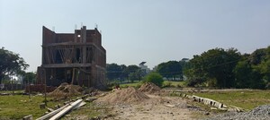  Plot For Sale in Sushant Golf City