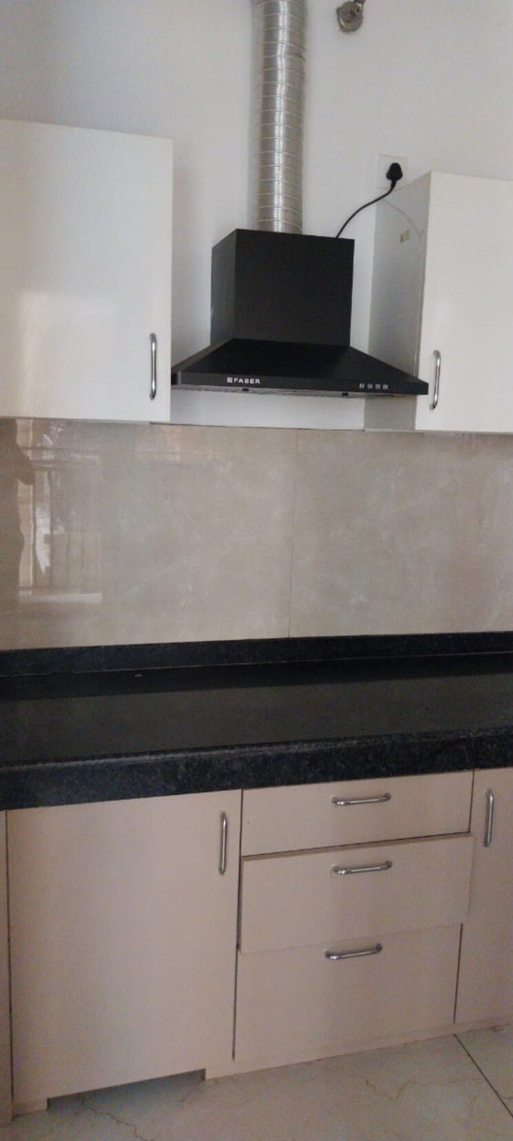 Kitchen, rishita-manhattan 2 Bedroom 900 Sq.Ft. Apartment In Gomti Nagar Lucknow 9621708