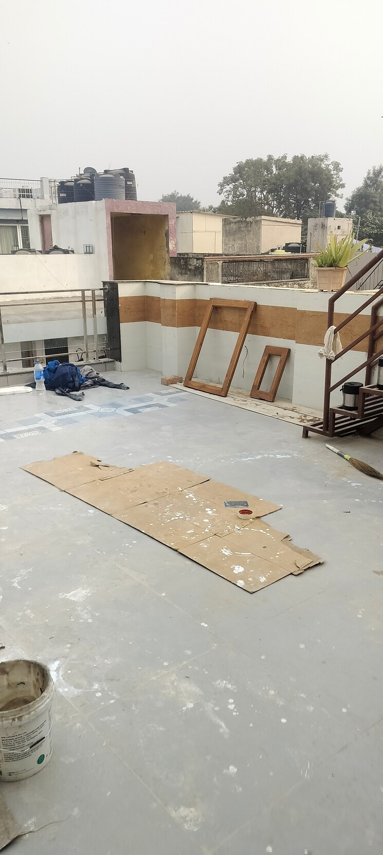 Terrace, janakpuri 2 Bedroom 700 Sq.Ft. Apartment In Janakpuri Delhi 9621841