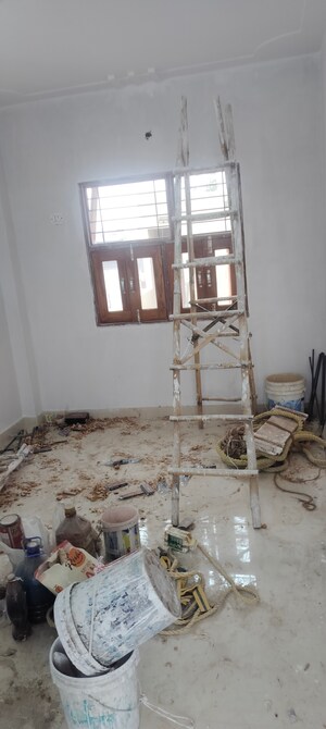 Living Room in 2 BHK Apartment at Janakpuri – for Rent