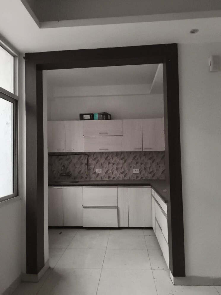 Kitchen, gaurs-siddhartham 2 Bedroom 1055 Sq.Ft. Apartment In Siddharth Vihar Ghaziabad 9621851