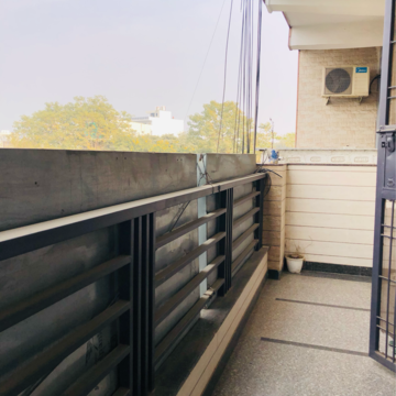 Balcony in 1.5 BHK Villa at Sector 23a – for Rent