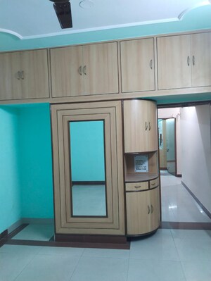 Room in 3 BHK Apartment at Janakpuri – for Rent