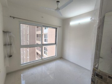 Room in 2 BHK Apartment at Kolte Patil Life Republic, Hinjewadi – for Rent