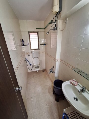 Bathroom in 2 BHK Apartment at Azad Nagar – for Rent