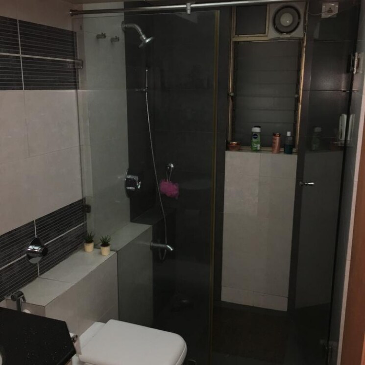 Attached Bathroom, bandra west 2 Bedroom 900 Sq.Ft. Apartment In Bandra West Mumbai 9622172