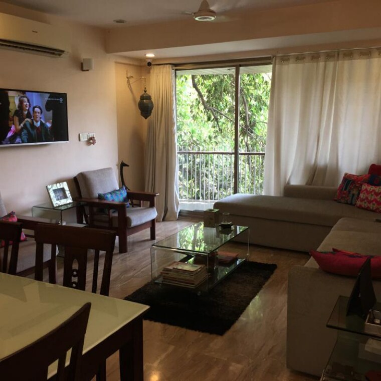Living Room, bandra west 2 Bedroom 900 Sq.Ft. Apartment In Bandra West Mumbai 9622172