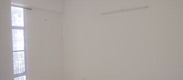 Room in 2 BHK Apartment at Signature Global Signum 107, Sector 107 – for Rent