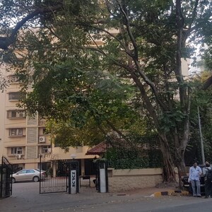  Shop – Exterior View View at Juhu Tarang, Kapaswadi - for Rent