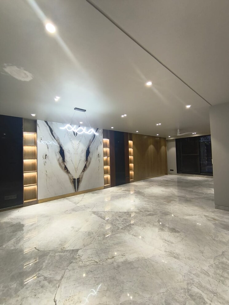 Room, sector 55 4 Bedroom 4500 Sq.Ft. Builder Floor In Sector 55 Gurgaon 9622289