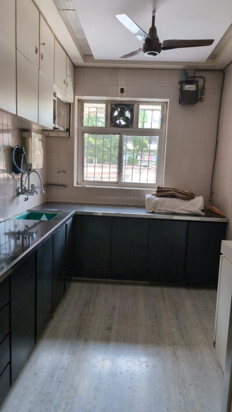 Kitchen, dadar west 2 Bedroom 850 Sq.Ft. Apartment In Dadar West Mumbai 9622288