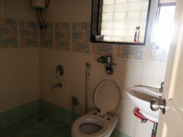 Bathroom in 2 BHK Apartment at Dosti Acres Aster, Wadala East – for Sale