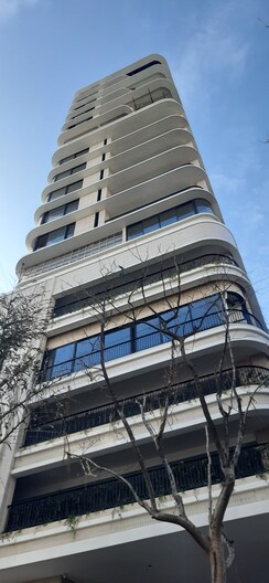3 BHK + Pooja Room Apartment For Sale in Bandra West