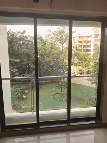  2 BHK Apartment at Veena Saaz, Kandivali East – for Rent