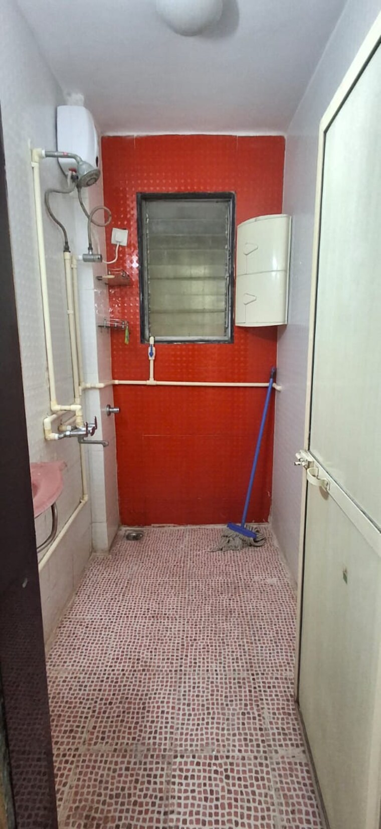 Bathroom, poonam-complex-kandivali 1 Bedroom 575 Sq.Ft. Apartment In Kandivali East Mumbai 9622412