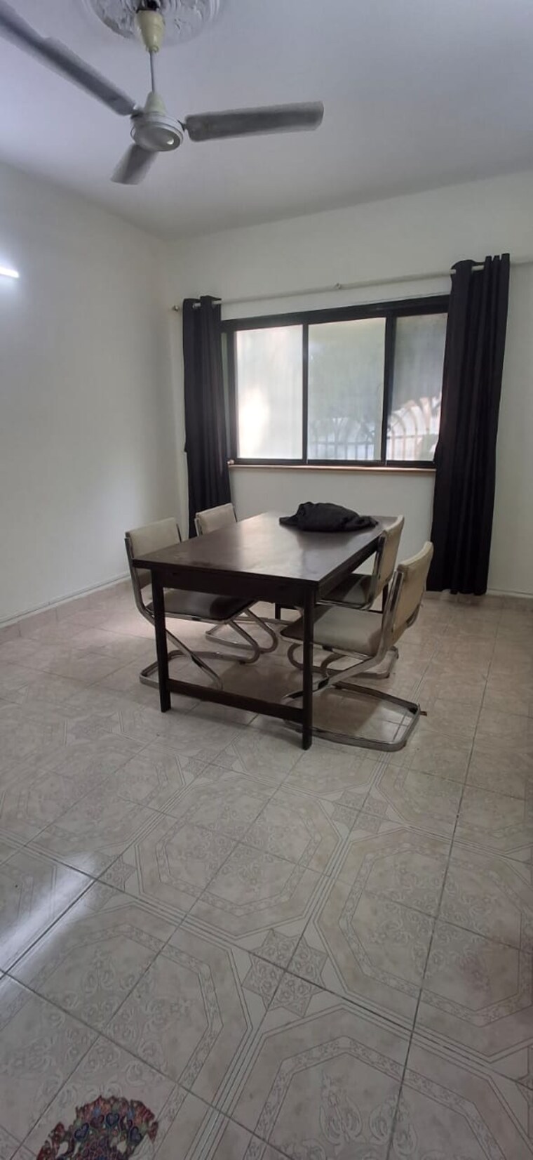 Dining area, poonam-complex-kandivali 1 Bedroom 575 Sq.Ft. Apartment In Kandivali East Mumbai 9622412