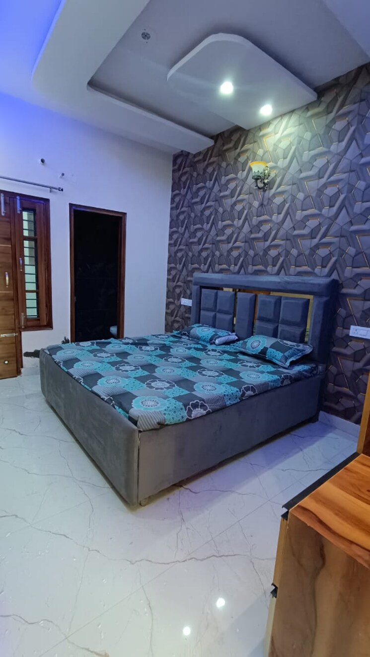 Bedroom, kharar road 4 Bedroom 2800 Sq.Ft. Apartment In Kharar Road Mohali 9622466