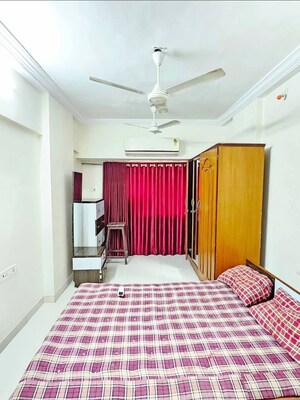 Master Bedroom in 1 BHK Apartment at Marol – for Rent