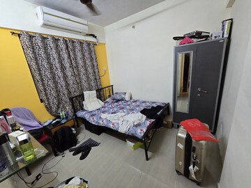 Bedroom in 2 BHK Apartment at Worli – for Rent