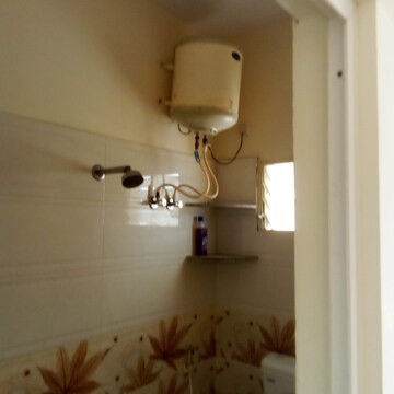 Bathroom in 1 BHK Builder Floor at Ejipura – for Rent