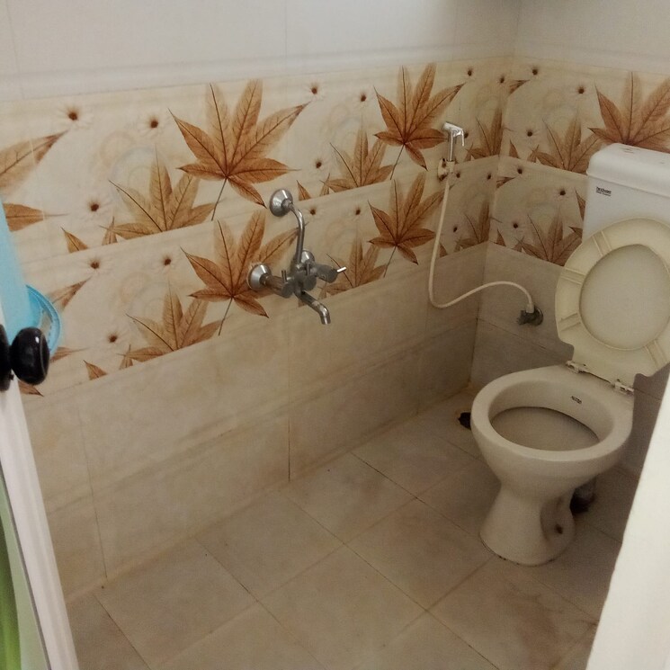 Bathroom, ejipura 1 Bedroom 400 Sq.Ft. Builder Floor In Ejipura Bangalore 9622580