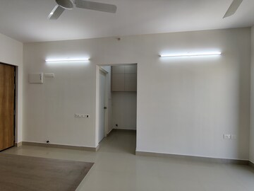 Room in 2 BHK Apartment at Brigade El Dorado, Bagaluru – for Rent