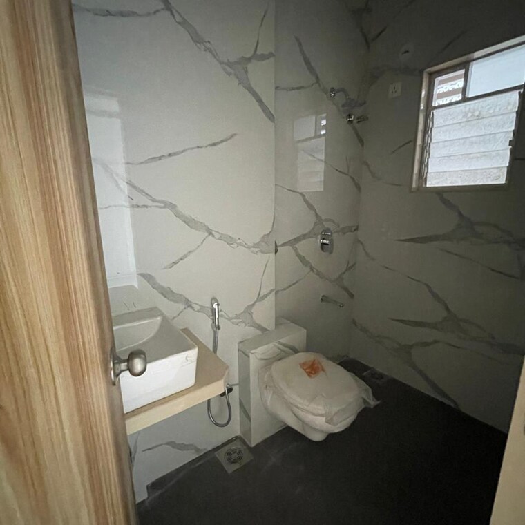 Bathroom, new-saket-apartment 3 Bedroom 1130 Sq.Ft. Apartment In Hasmukh Nagar Mumbai 9622583