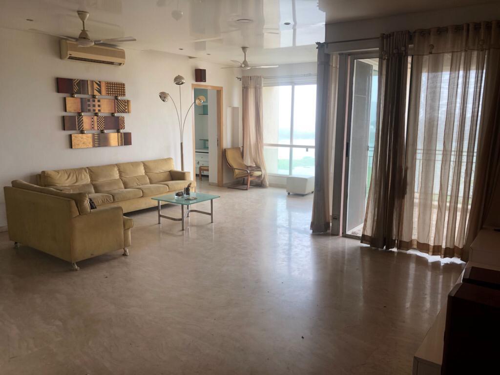 4 BHK + Servant Room Apartment For Sale in Hiranandani Garden Ambrossia