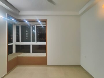 Room in 2 BHK Apartment at Bhartiya Nikoo Homes Phase 2, Thanisandra Main Road – for Rent