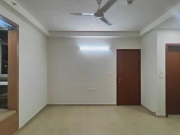 Room in 2 BHK Apartment at Bhartiya Nikoo Homes Phase 2, Thanisandra Main Road – for Rent