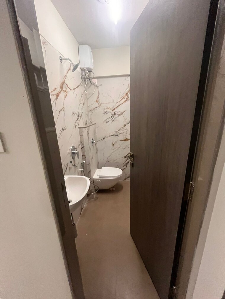 Bathroom, adityaraj-shivraj 2 Bedroom 533 Sq.Ft. Apartment In Vikhroli East Mumbai 9622568