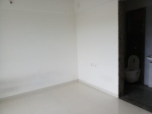 Room in 3 BHK Apartment at Axis Paradigm Whistling Meadows, Paud Road – for Rent