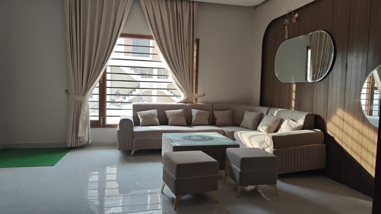 Team Area, kharar road 4 Bedroom 950 Sq.Ft. Apartment In Kharar Road Mohali 9622591