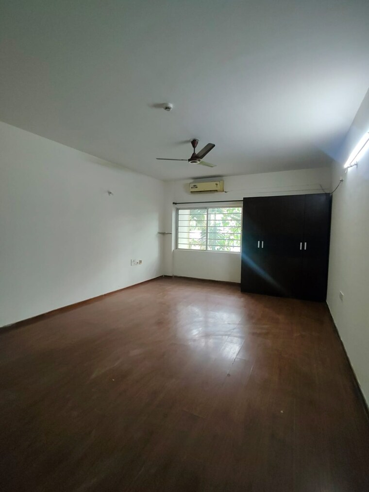 Room, rohan-seher 3.5 Bedroom 2700 Sq.Ft. Apartment In Baner Pune 9622592