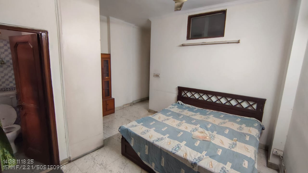 2 BHK Builder Floor For Rent in Khirki Extension