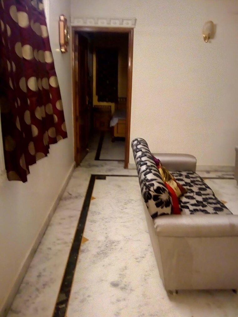 Living Room, jangpura 2 Bedroom 2000 Sq.Ft. Builder Floor In Jangpura Delhi 9622619