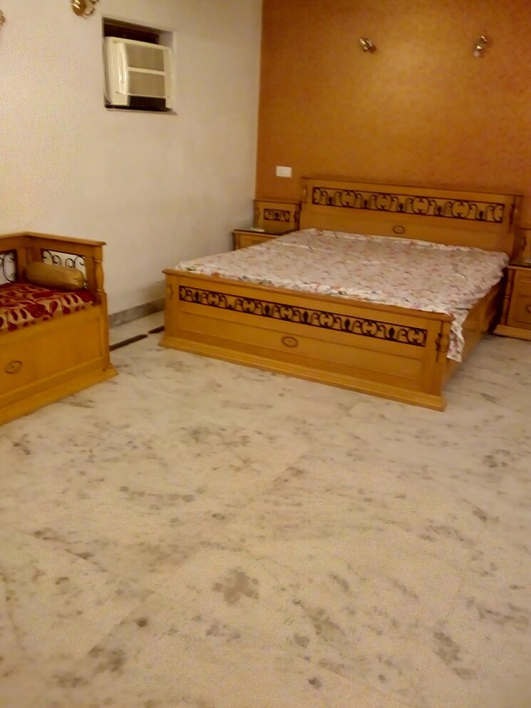 Bedroom, jangpura 2 Bedroom 2000 Sq.Ft. Builder Floor In Jangpura Delhi 9622619
