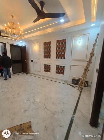 Master Bedroom in 4 BHK Builder Floor at Malviya Nagar – for Sale