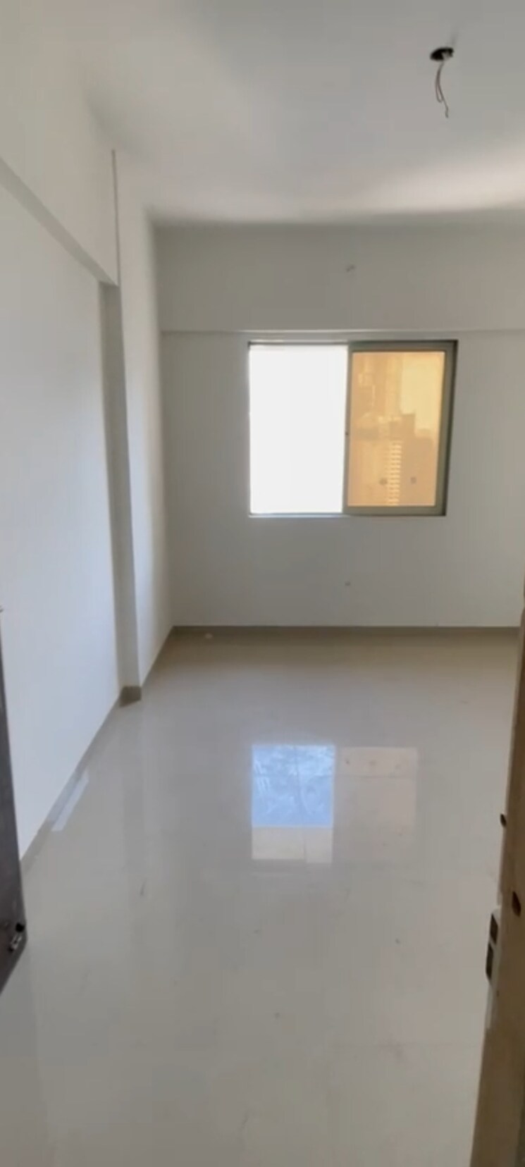 Room, prabhadevi 1.5 Bedroom 500 Sq.Ft. Apartment In Prabhadevi Mumbai 9622623