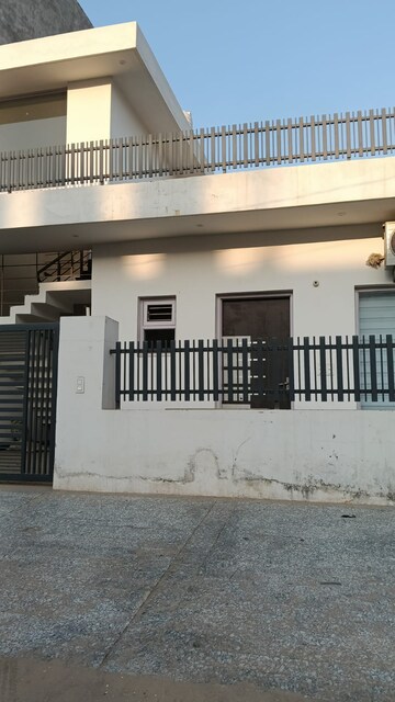 1 BHK Builder Floor For Rent in Sector 66 B