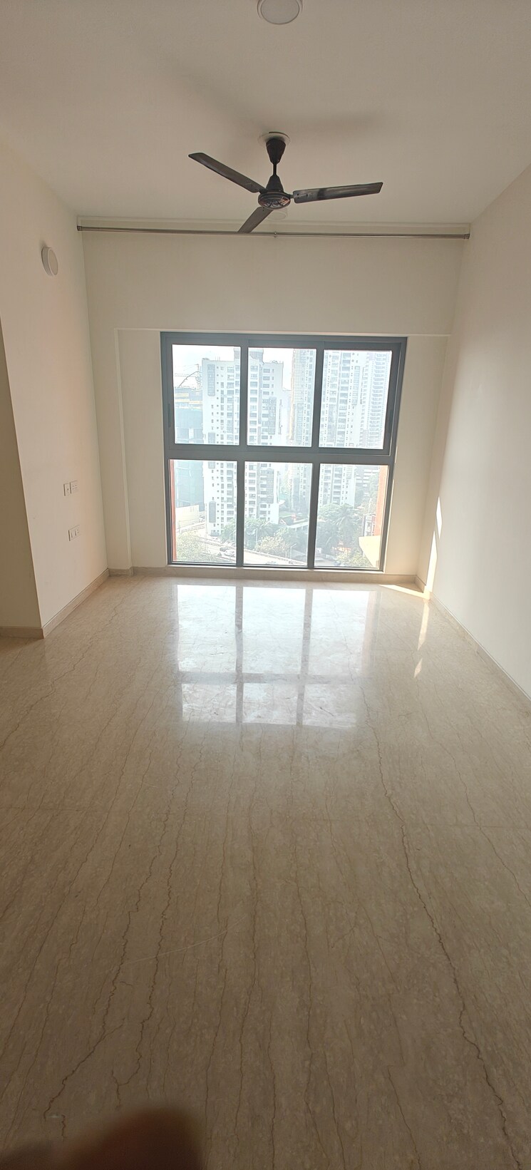 Room, lodha-vista 2 Bedroom 700 Sq.Ft. Apartment In Lower Parel Mumbai 9622688