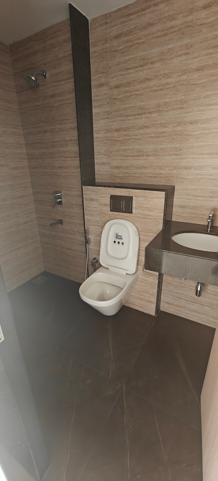 Attached Bathroom, lodha-vista 2 Bedroom 700 Sq.Ft. Apartment In Lower Parel Mumbai 9622688