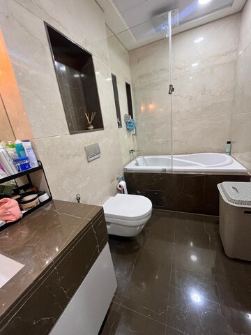Attached Bathroom in 3 BHK Apartment at Lokhandwala Minerva Mahalaxmi, Mahalaxmi – for Sale
