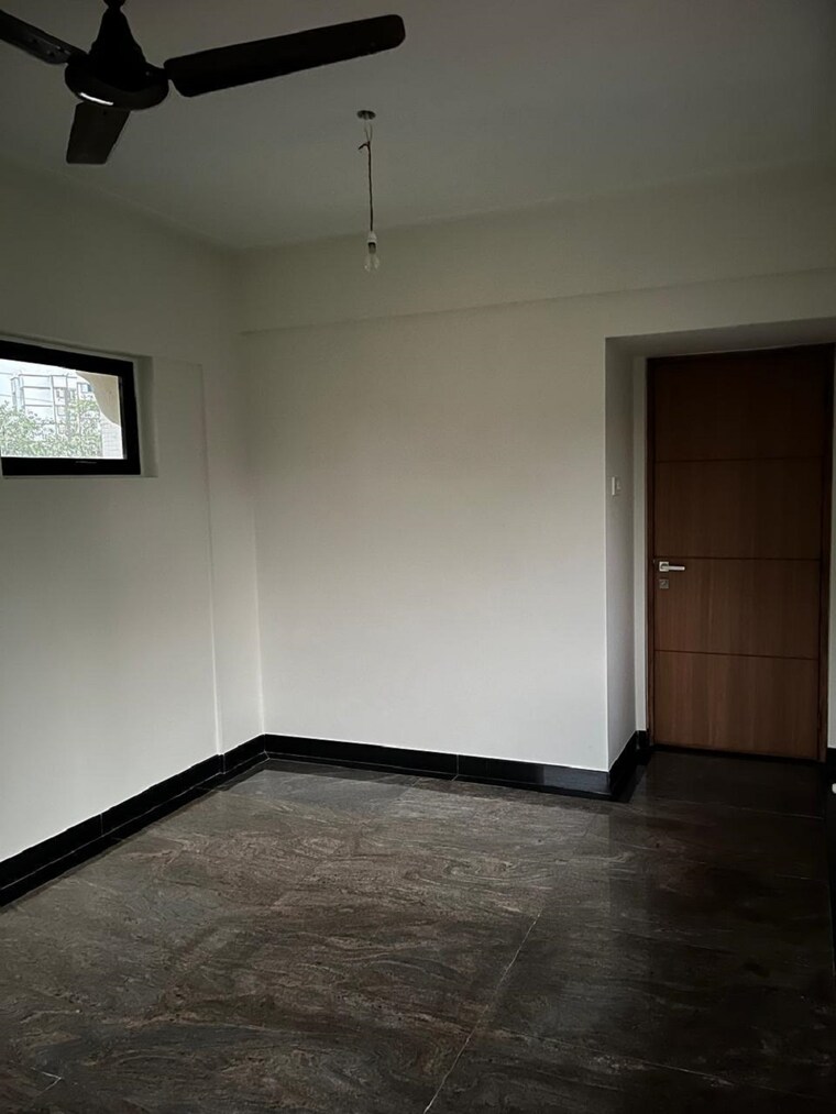 Room, bandra west 2 Bedroom 700 Sq.Ft. Apartment In Bandra West Mumbai 9622700