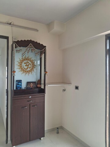  2 BHK Apartment at Dadar West – for Rent