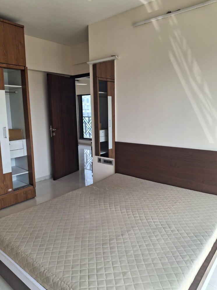 Bedroom, dadar west 2 Bedroom 730 Sq.Ft. Apartment In Dadar West Mumbai 9622703