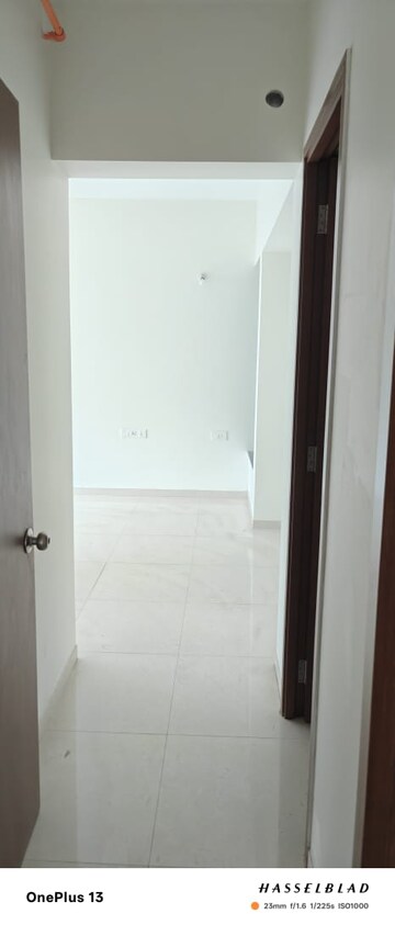 Bathroom in 2 BHK Apartment at Kalpataru Immensa, Kolshet Road – for Sale