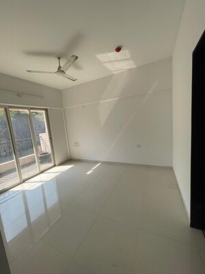Room in 3 BHK Apartment at Puraniks Abitante Fiore, Bavdhan – for Rent
