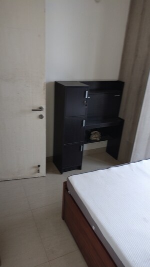 Bedroom in 3.5 BHK Apartment at Emaar Emerald Estate, Sector 65 – for Rent