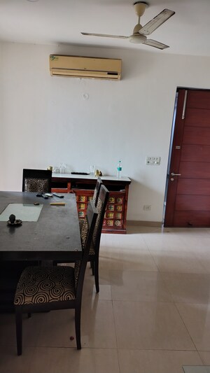  3.5 BHK Apartment at Emaar Emerald Estate, Sector 65 – for Rent